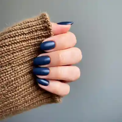 almond-shaped nail designs 6